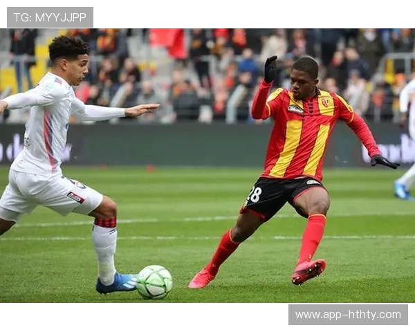 朗斯七连胜背后的团队凝聚力与矿工精神